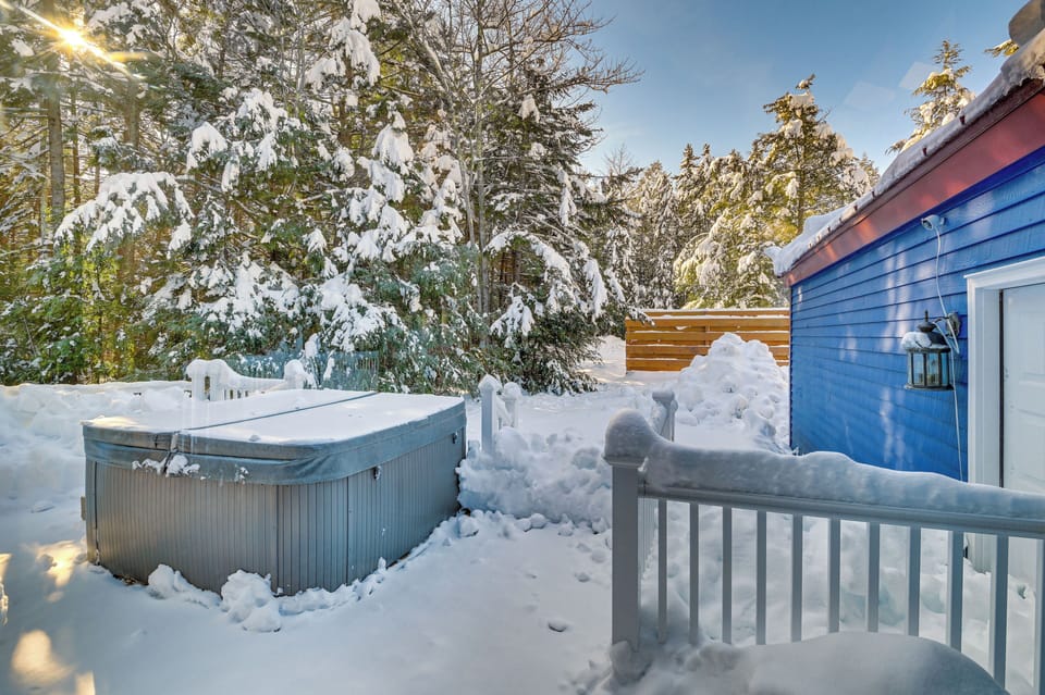 Deck | Hot Tub