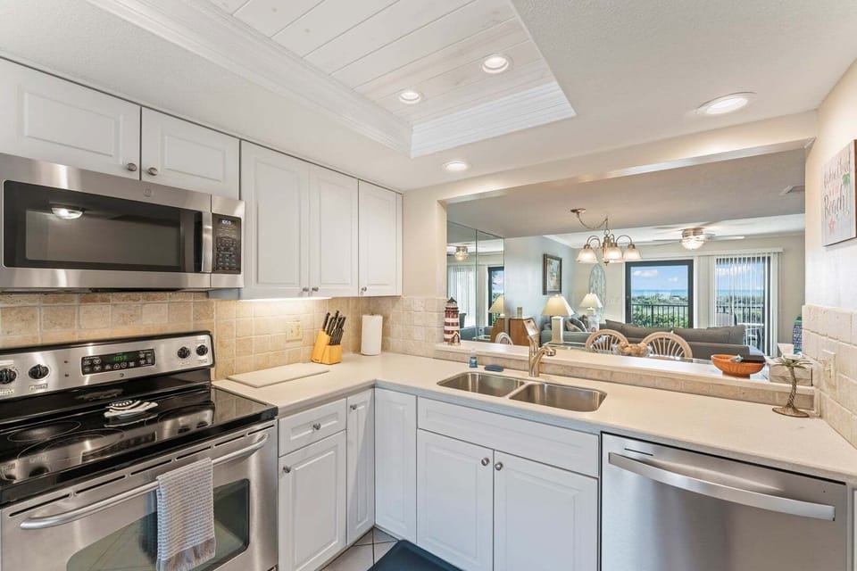Kitchen with LR view