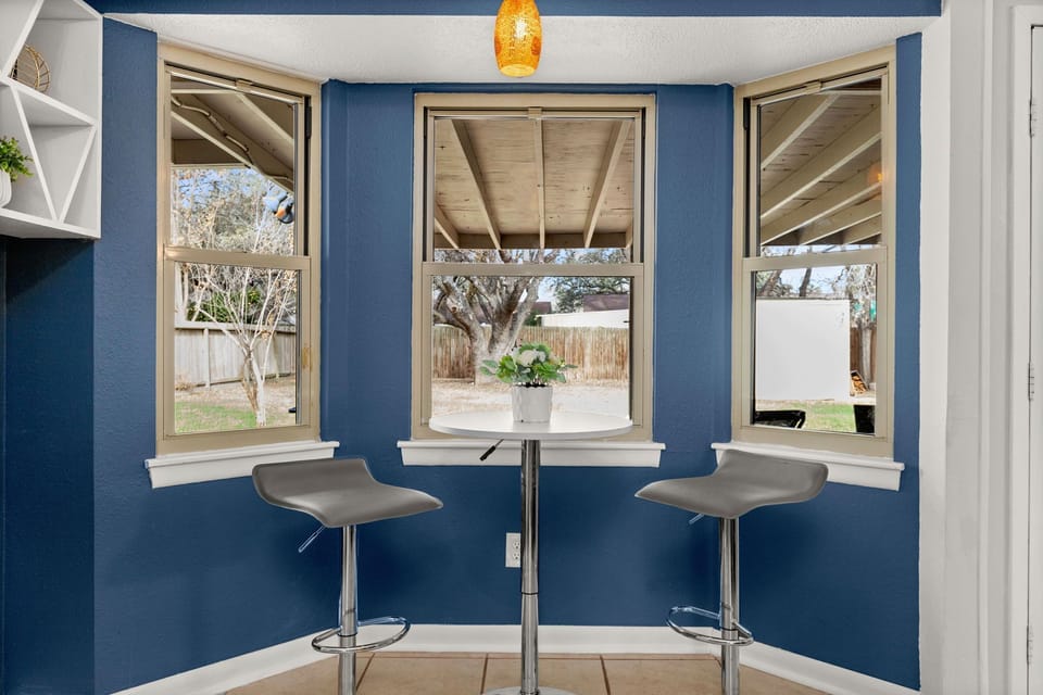 Bar stool with table