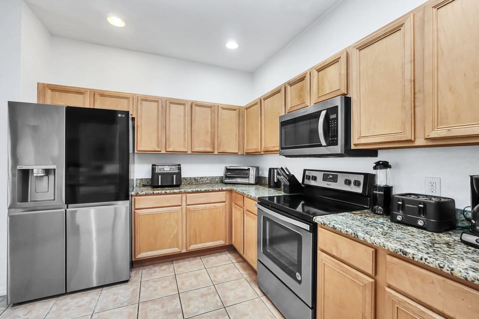 16-web-or-mls-203-birkdale-st