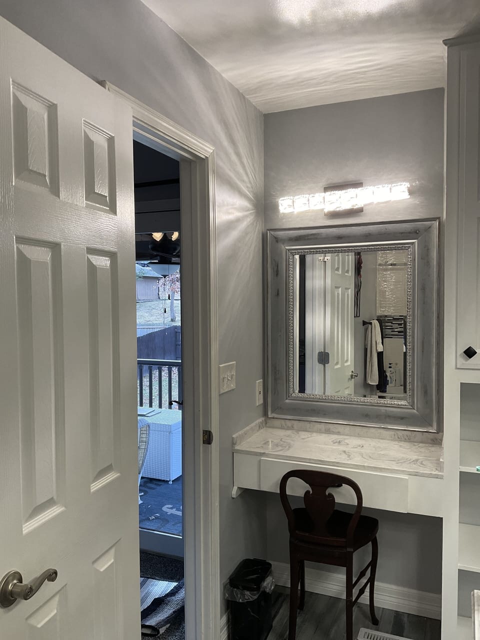 Make up vanity for master bathroom