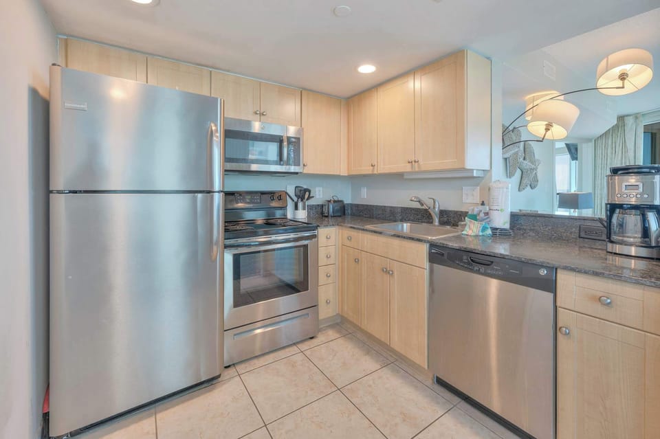Large Kitchen Area