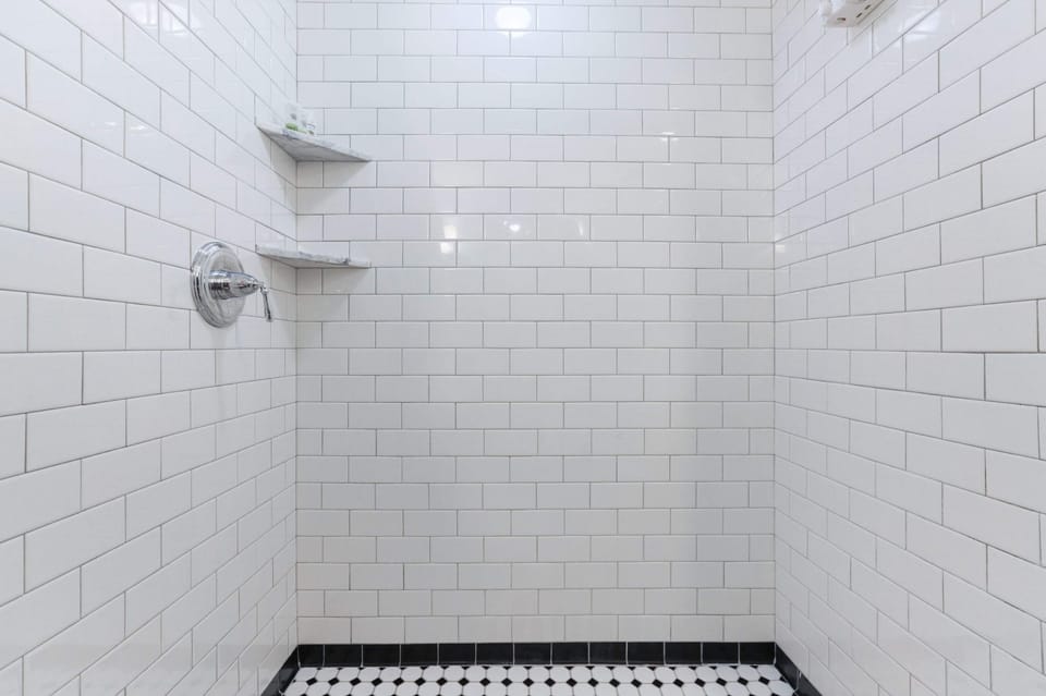 Walk In Shower with Rain Shower Head