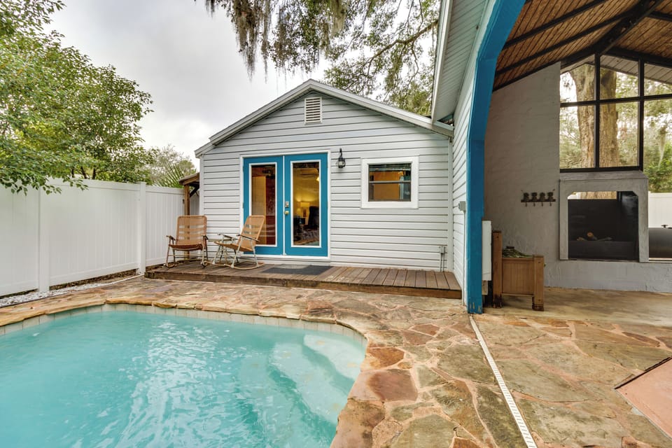 Mt Dora Vacation Rental | Studio | 1BA | 640 Sq Ft | 2 Steps to Access