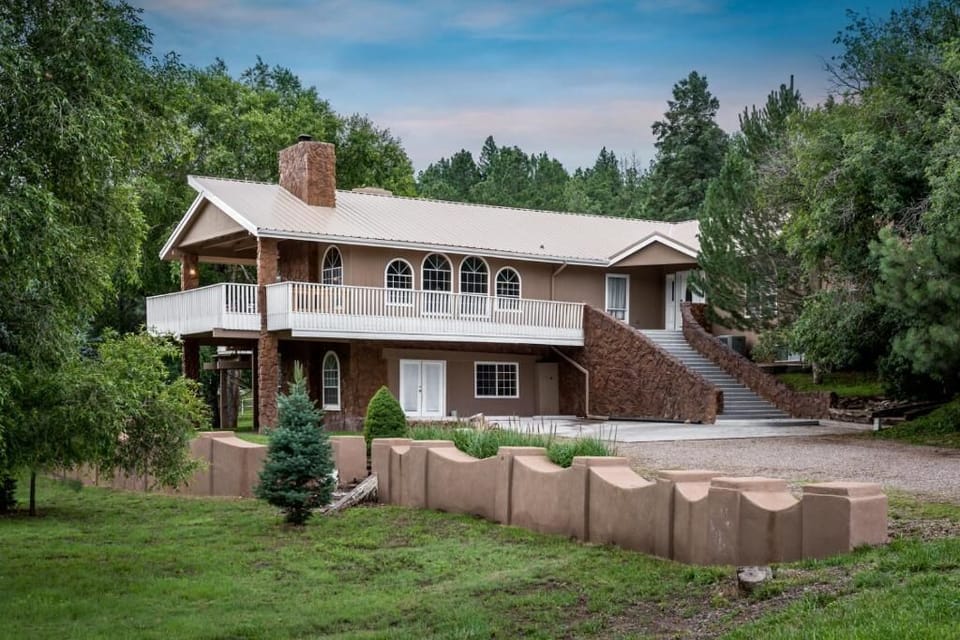 Big Bear Welcomes All!