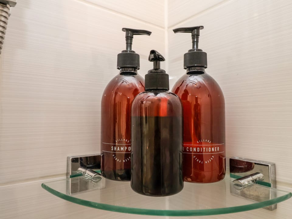 Bathroom amenities