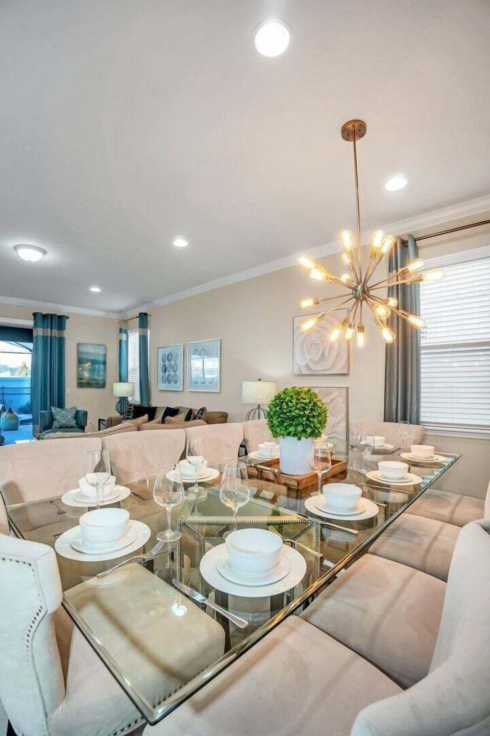Spacious & Comfortable areas to enjoy with family!