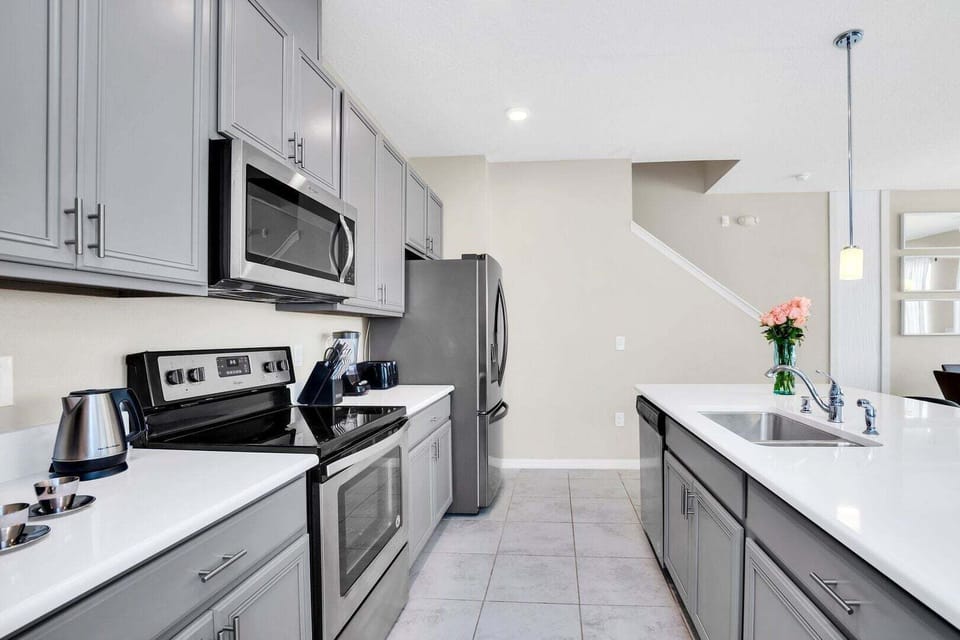 Whip up a quick snack or fantastic feast in the fully-equipped kitchen.