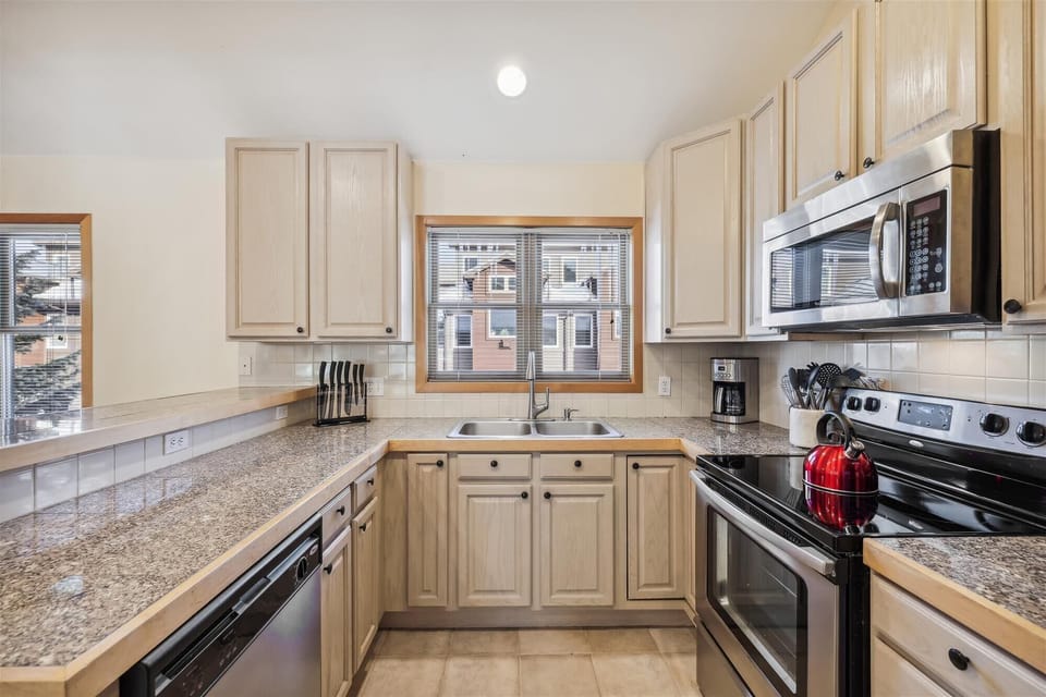 Kitchen - Moose Xing - Frisco Vacation Rental