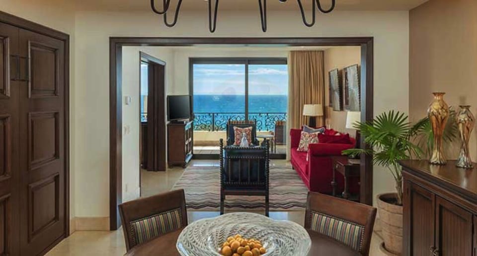 Grand Master Suite Dining Room View