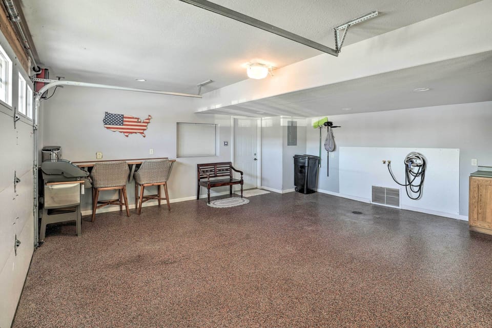 Parking | Driveway (5 Vehicles) | Garage Not Available for Parking