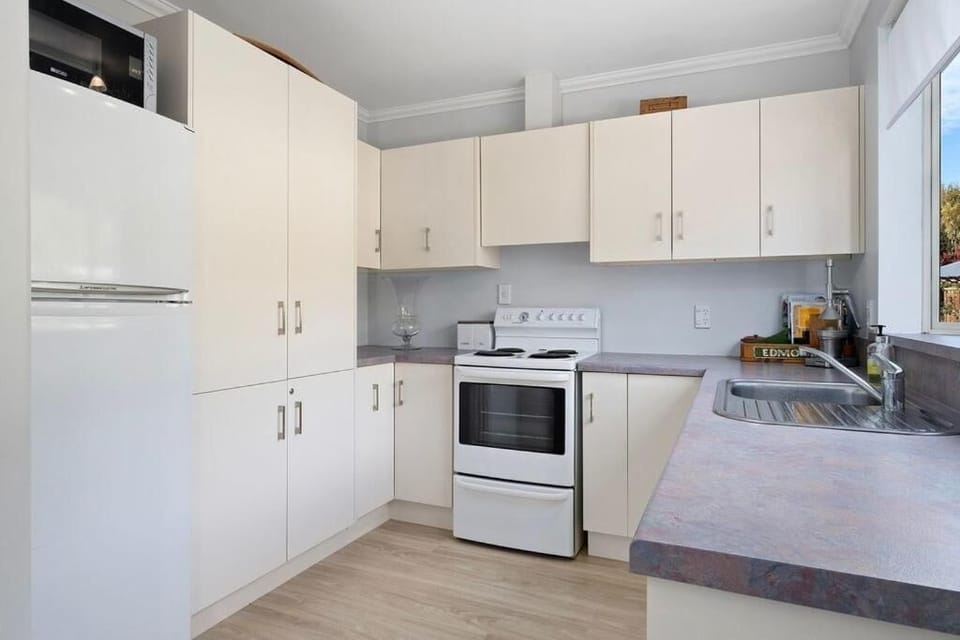 The Kitchen 