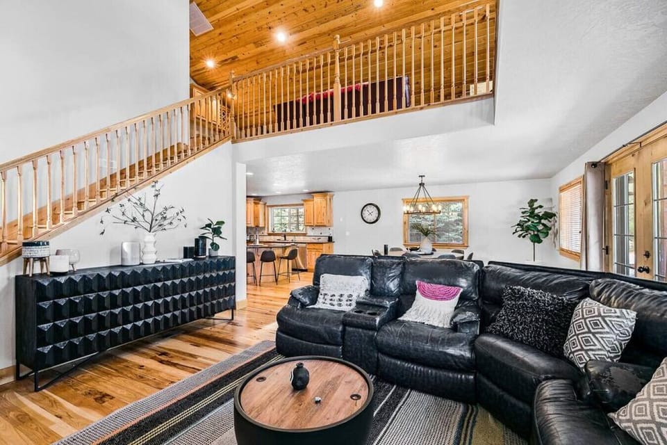 Living Room and Game Room Loft Above