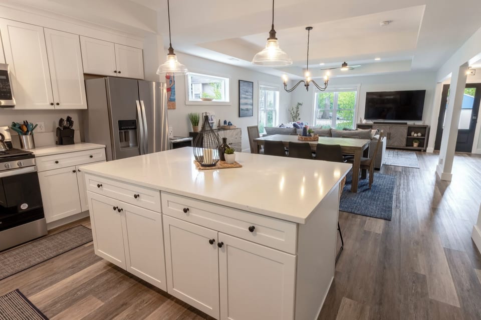 Main Level | Kitchen