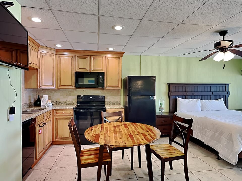Dining Area and Kitchen