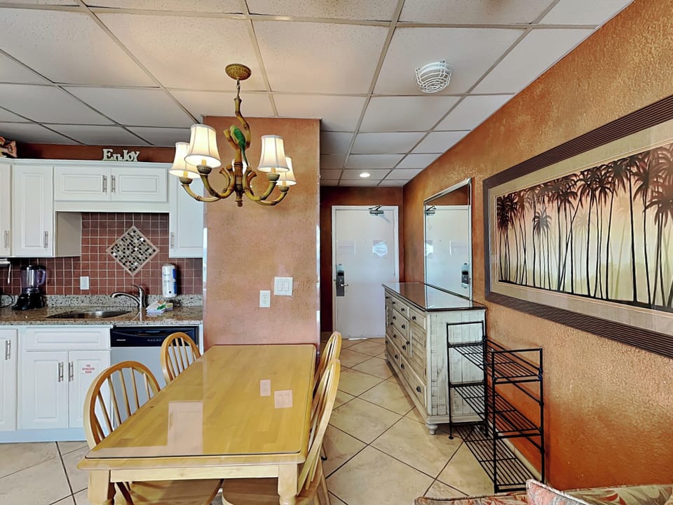 Studio Dining Area
