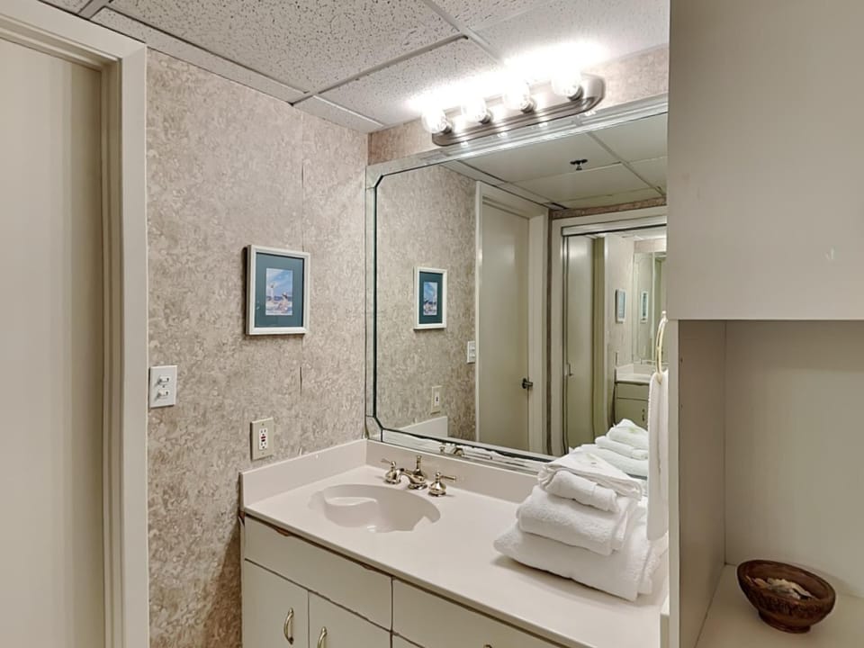 Second Bedroom Ensuite Bathroom