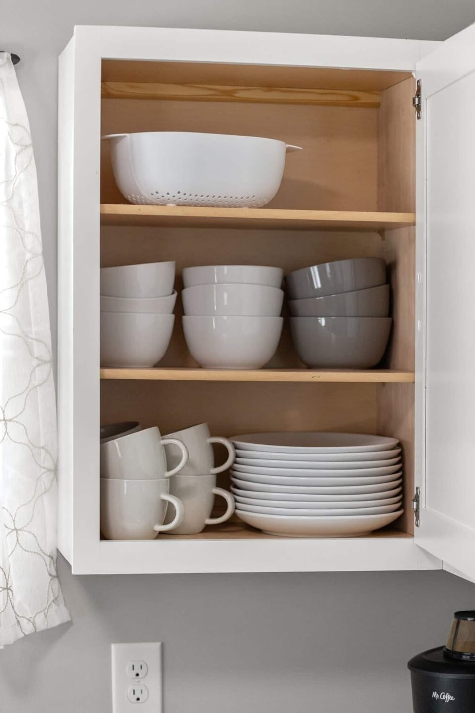 We have place settings for 8. 