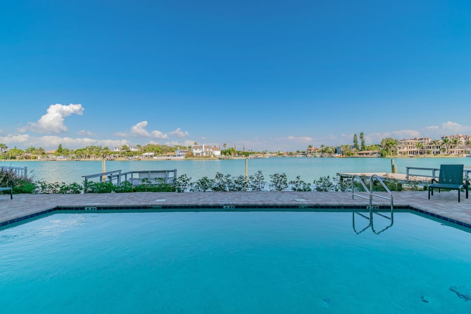 Heated Pool - Bayside Building (East)