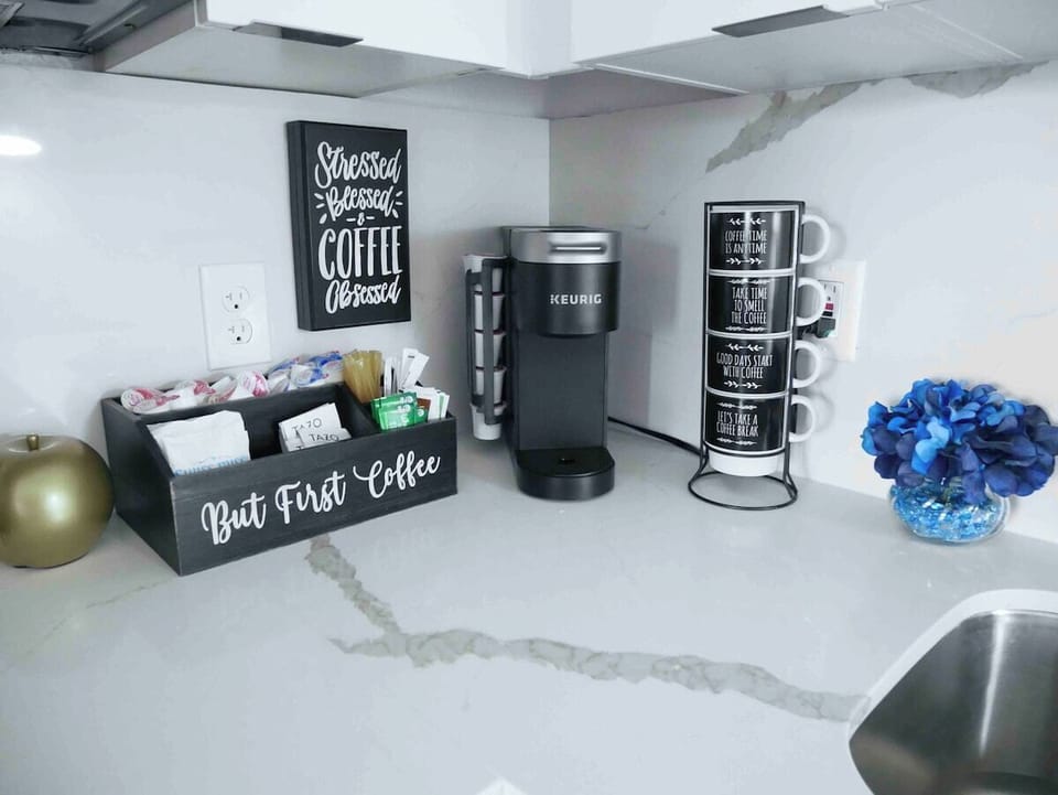 Coffee station will help wake you up and keep you energized throughout the day with your Starbucks Pike's Place fix.  Hot chocolate and tea options are also available.  The station is always stocked with regular & French vanilla creamers, honey sticks, sugar, and zero calorie sweatner.