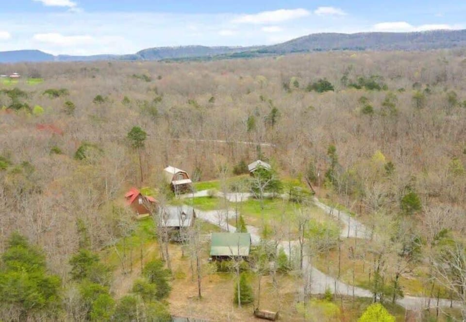 Aerial view featuring all 5 cabins. 