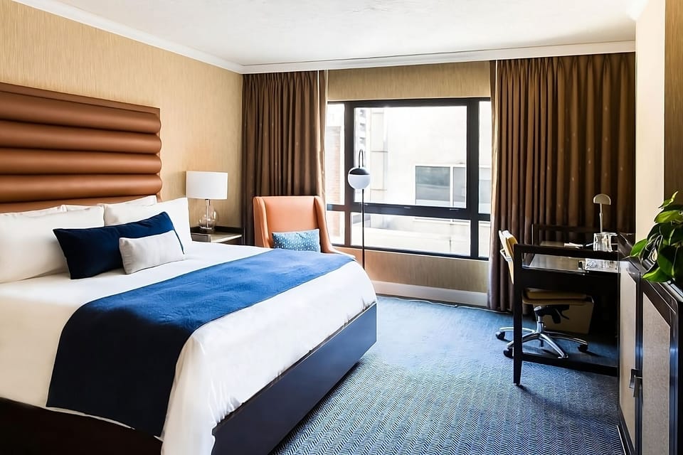 Modern Unit with 1 King size bed