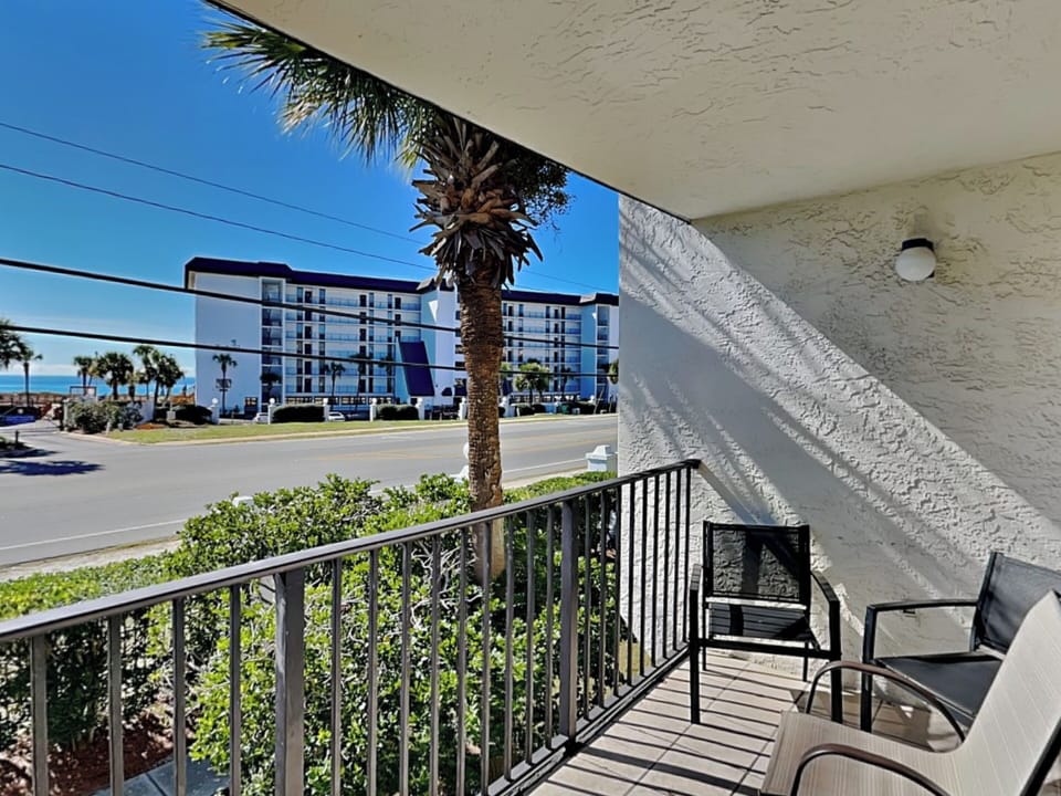 Welcome to Edgewater Villa #3209