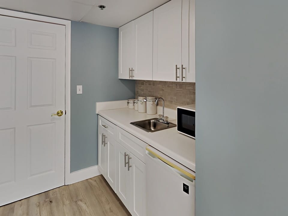 Wet Bar
