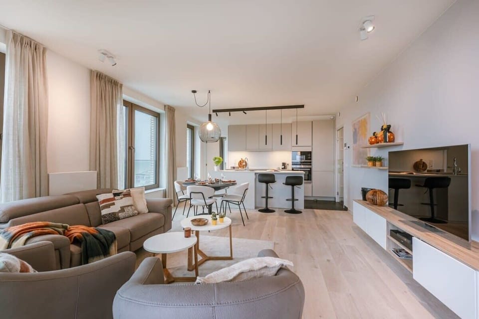 Spacious and bright living space