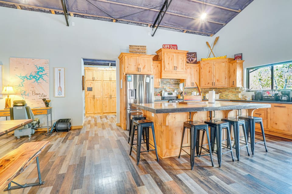 Kitchen | Cooking Basics | Toaster | Drip & Keurig Coffee Makers | Crockpot