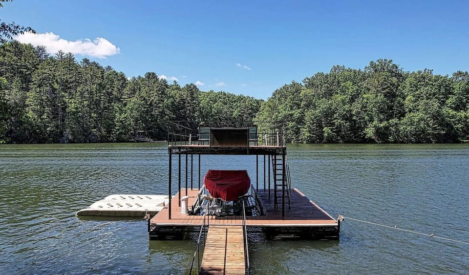 Lake Nottely views! The cabin sits across from USFS protected land
