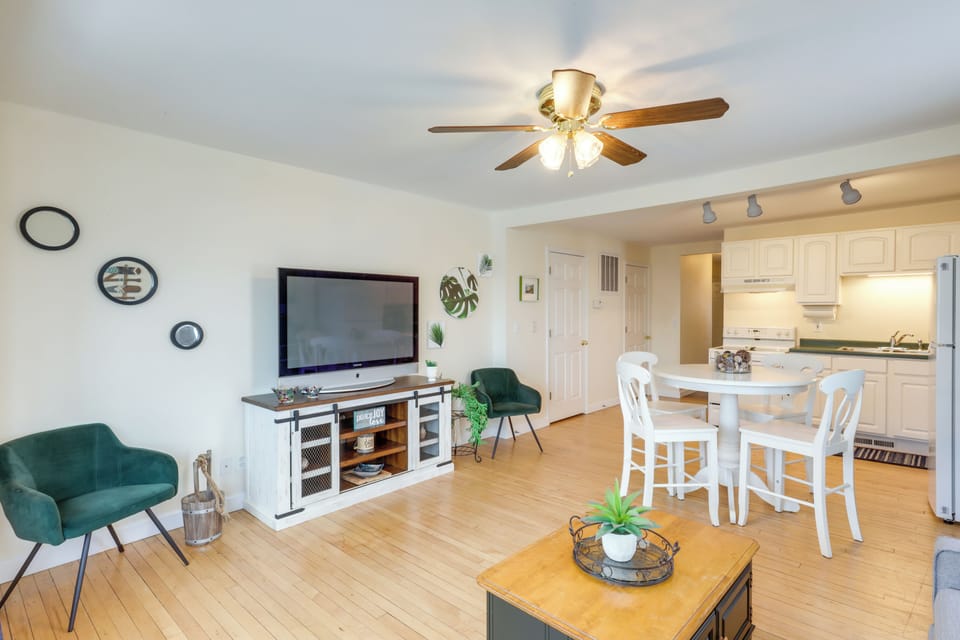 Living Room | 2nd Story Apartment | Central Heating & A/C | Smart TV