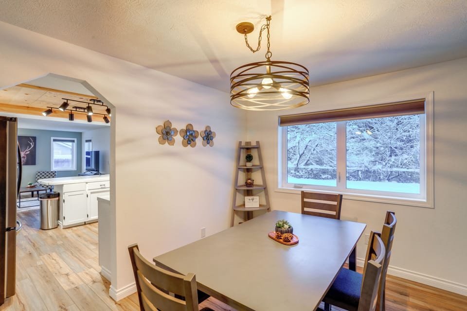 Dining Room | 1st Floor | Dishware & Flatware