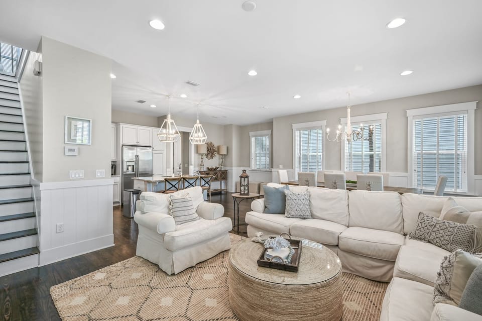 Open Concept Main Living Area