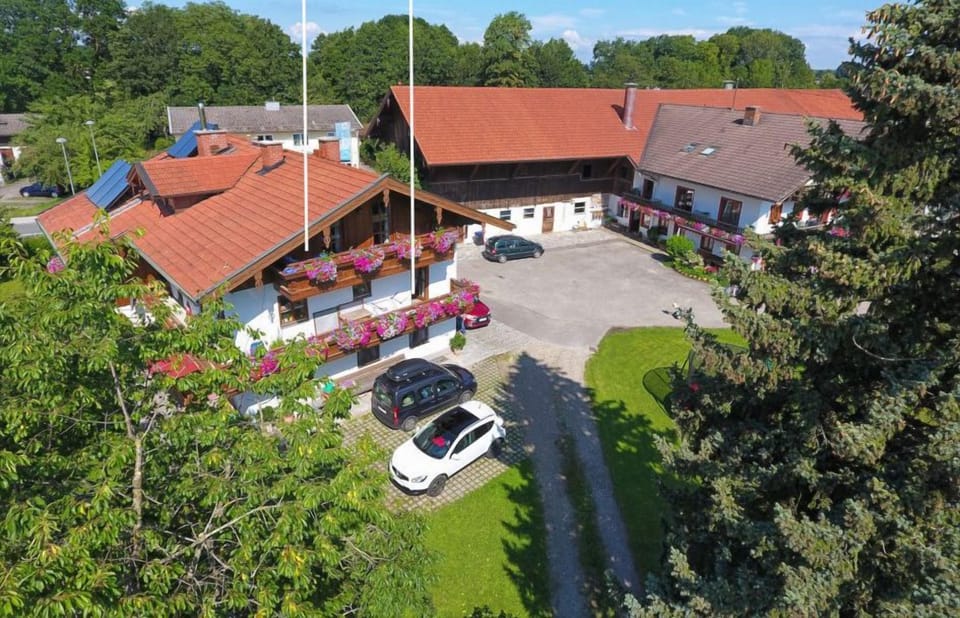 Apartment no. 1 with mountain view, 57m², large triple bedroom and new bathroom Apartment in Bavaria