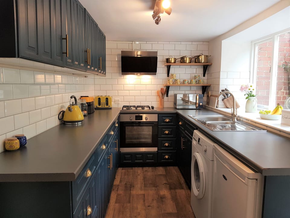 Cottage kitchen