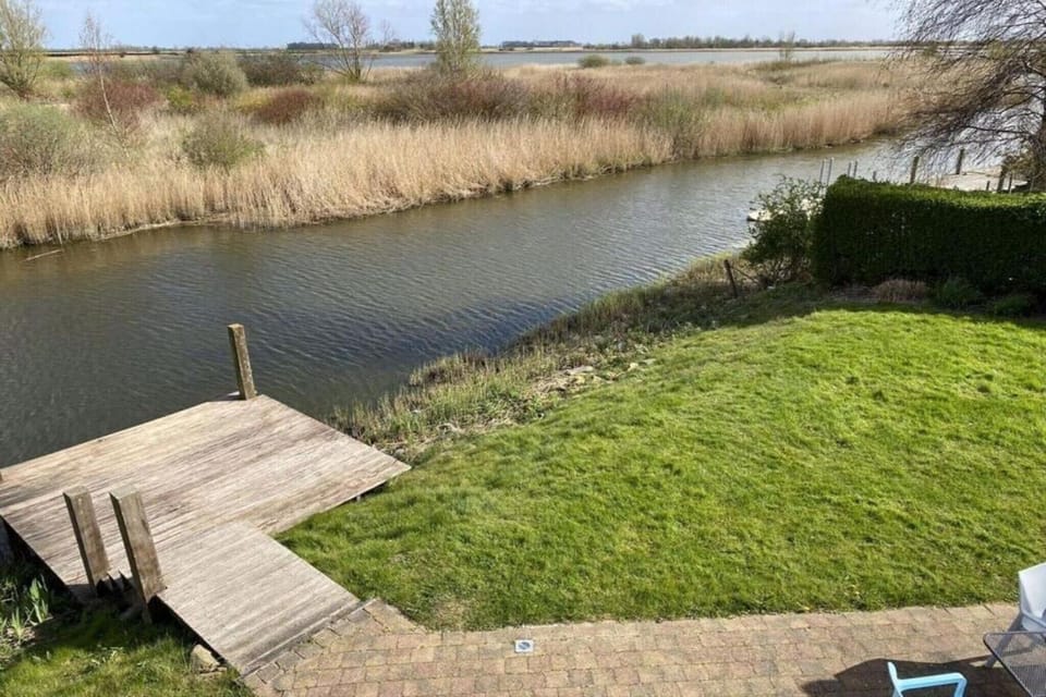Surroundings [summer] (1-5 km)
