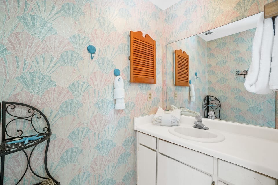 2nd Bathroom