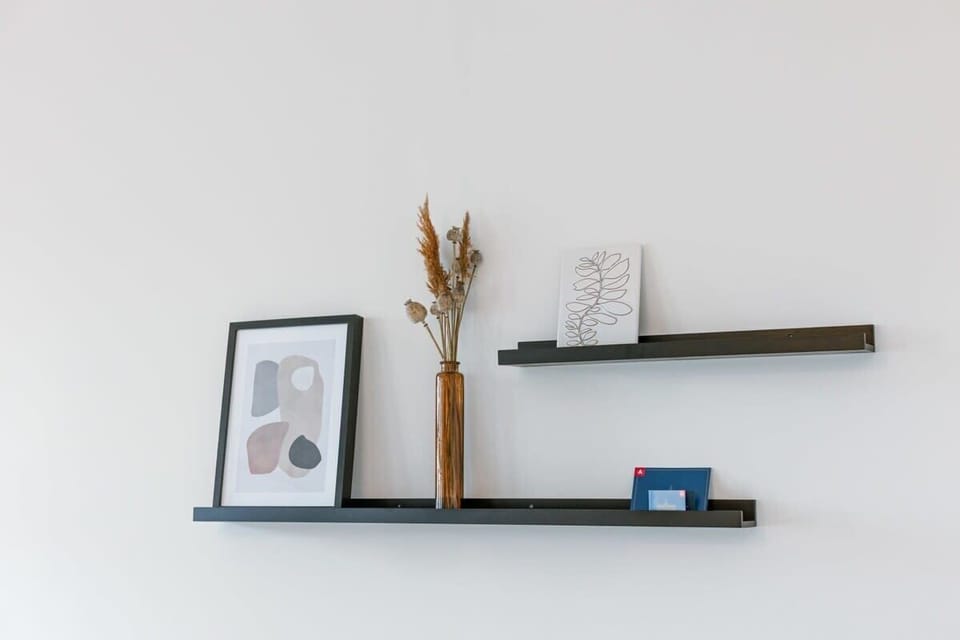 Decorative details