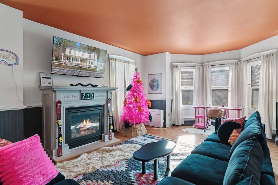 Living room with fireplace