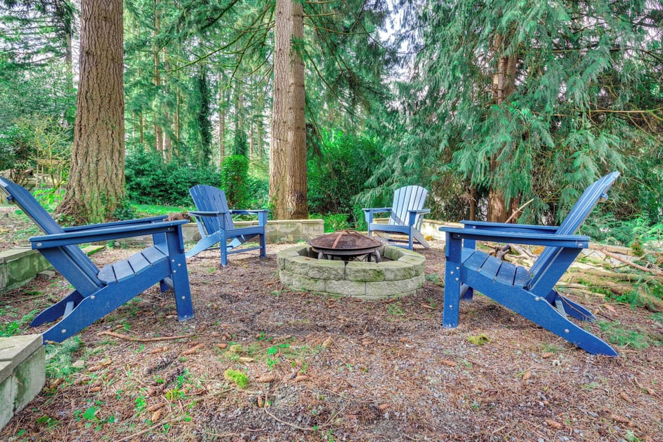 Fire Pit | Outdoor Seating