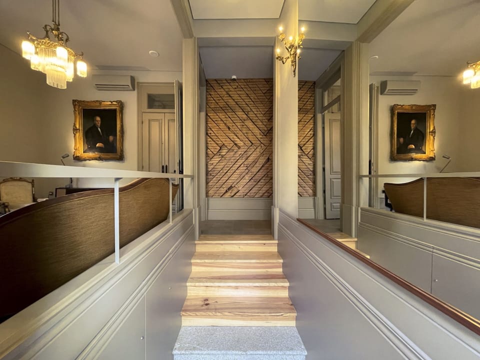 Building entrance hall 