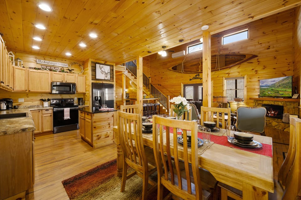 The open floorplan accommodates larger groups while spending time together