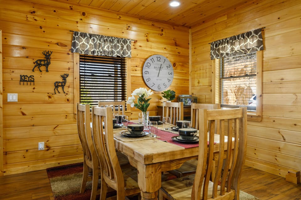 Plenty of dishes to serve your dinner masterpiece