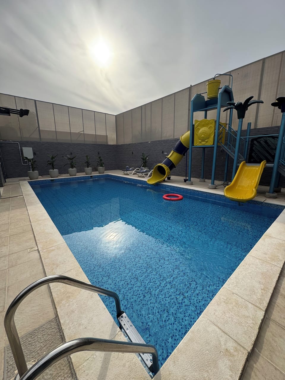 Outdoor swimming pool 