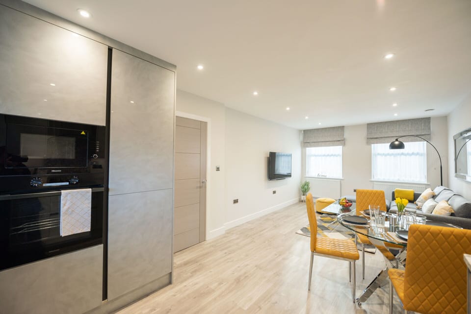 Living/Dining Room/Kitchen