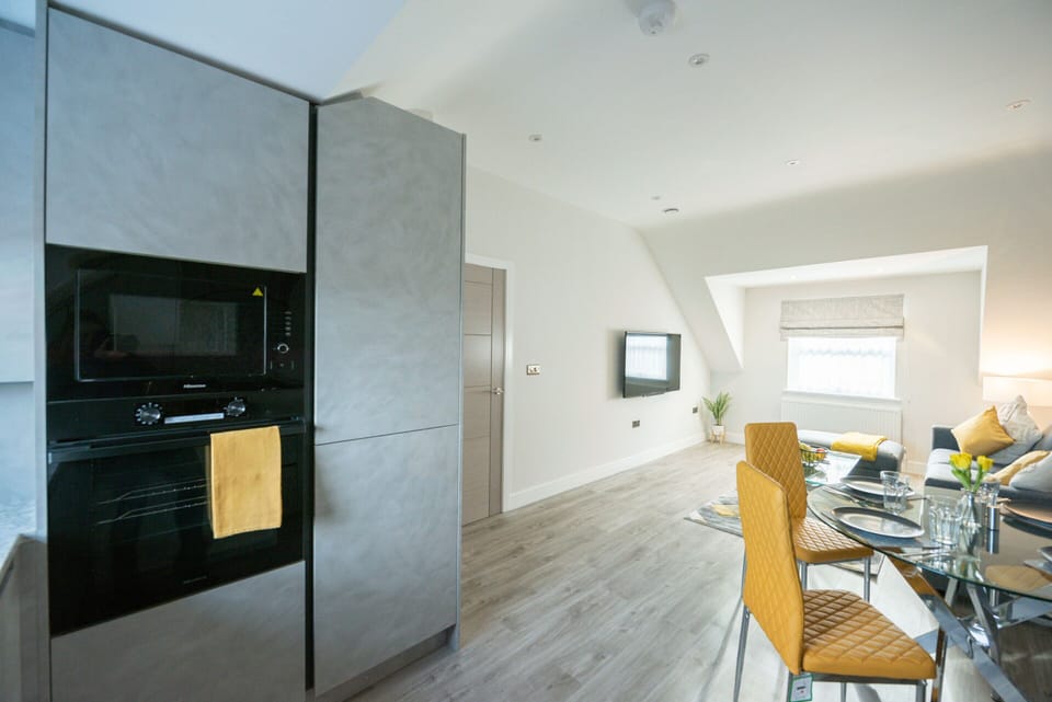 Living/Dining Room/Kitchen
