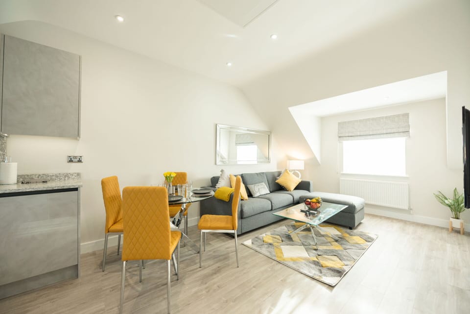 Living Area/Kitchen