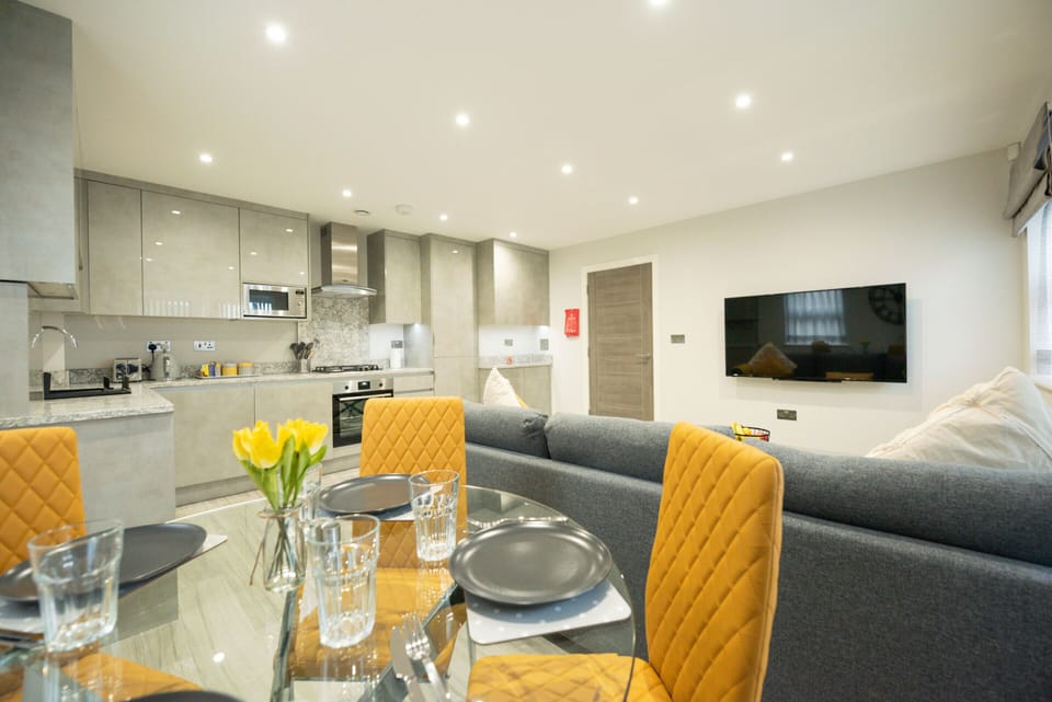 Kitchen/Living Area