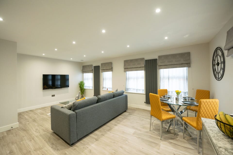 Kitchen/Living Area